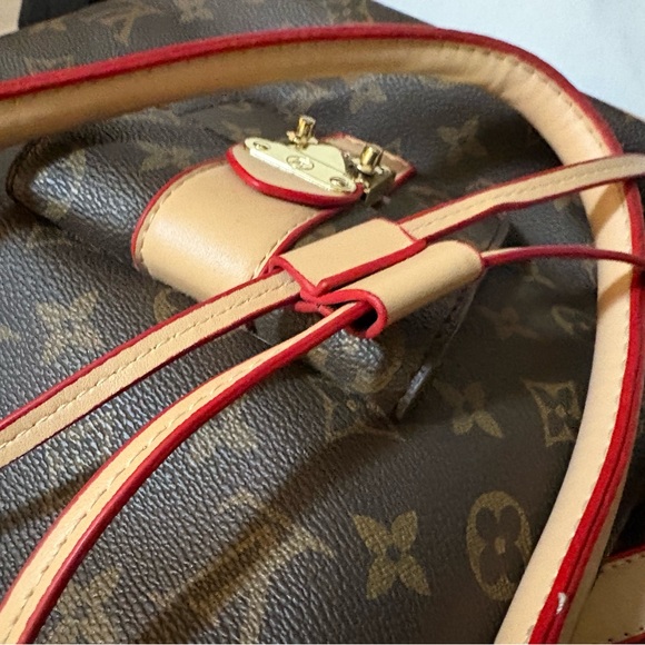 Stylish Drawstring Bucket Bag - Picture 16 of 16